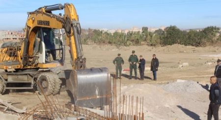 هدم بنايات شيدت في محيط الأمان لقنوات نقل الغاز ببئر توتة