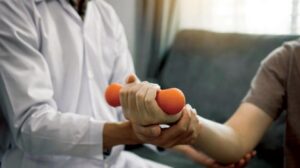 06 أسباب شائعة لا تتوقعها لضعف العضلات