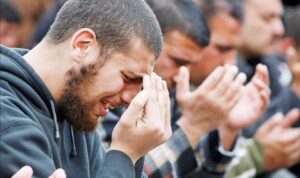 عبادة قلبية غافلون عنها