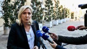 لوبان: الشتاء في فرنسا سيكون قاسياً والذين عاقبوا روسيا مسؤولون عن ذلك