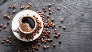 هل تعلم.. شرب كوبَيْ قهوة يقلل من تعرضك لمرض الزهايمر