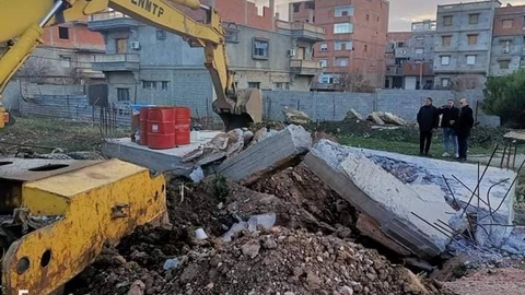 هدم 3 بنايات فوضوية باولاد فايت 