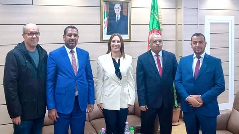 نحو عقد توامة بين المجلس الولائي للعاصمة مع مجلس ادرار و المنيعة 