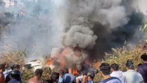 تحطم طائرة في النيبال على متنها 72 شخصاً