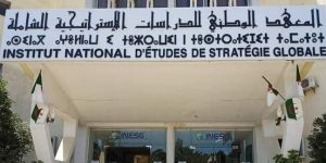 وفد من المعهد النايجيري للدراسات السياسية والاستراتيجية في زيارة إلى الجزائر