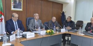 محافظ بنك الجزائر يؤكد: الجزائر تمكنت من بناء نظام مصرفي متوازن