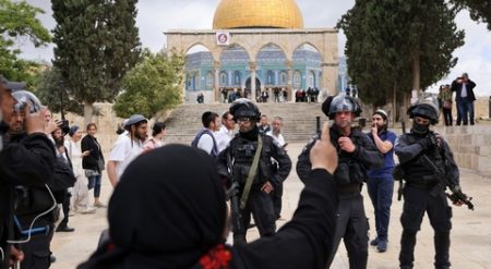 الاحتلال يستعد لخنق القدس ..
