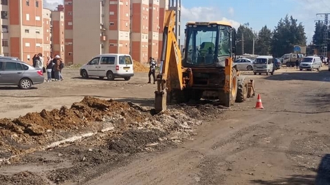 إنجاز شبكتي الماء الشروب و الصرف الصحي بمركز بلدية الدويرة 