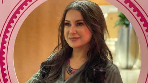 مليكة بلباي ستظهر بدور فكاهي في سلسلة “ڨاراجنا”