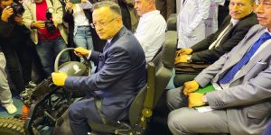 بداري يعطي إشارة انطلاق مشروع تصنيع أول سيارة كهربائية جزائرية الصنع