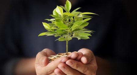 منبر الدعاة.. أفضل الصدقة