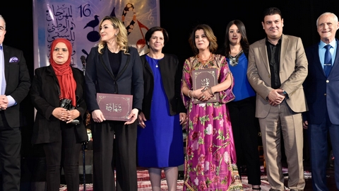 المهرجان الوطني للموسيقى والأغنية الحضرية.. منال غربي ونورية تصنعان الفرجة بعنابة