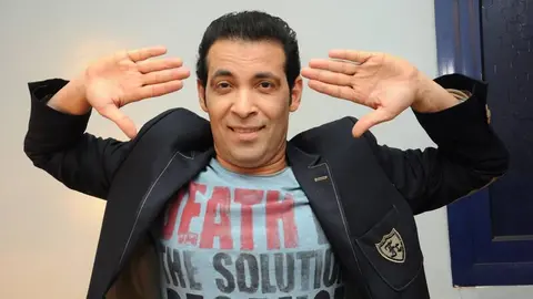 سعد الصغير ينفعل بعد الحديث عن زواجه الجديد وأطفاله الثلاثة