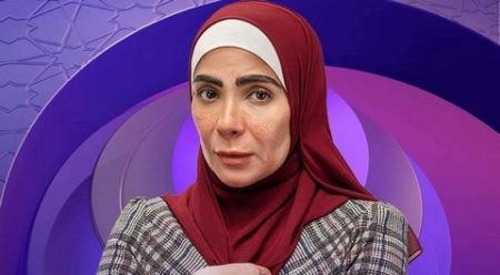 دعوات للاعتذار من منى زكي