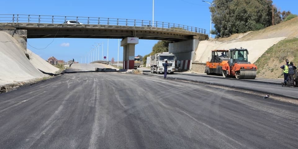 باتنة.. تقدم أشغال شطر الطريق الرابط بالطريق السيار عبر ميلة بـ 74 بالمائة