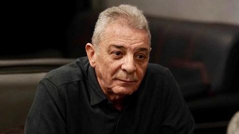 محمود حميدة “غاضب” من ترتيب اسمه في شارة فيلم “هارلي”