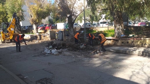 عمليات تنظيف واسعة  بأحياء وشوارع الحراش 