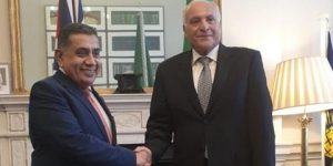 الوزير عطاف يتحادث مع نظيره البريطاني حول قضايا إقليمية.. ثنائية ودولية