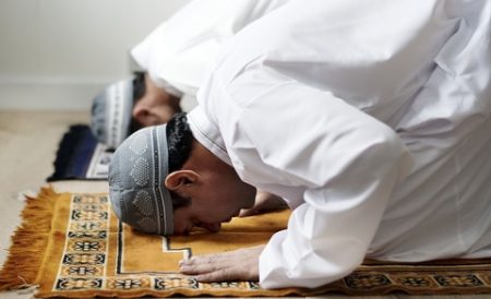 يوم لا ينفع مال ولا بنون