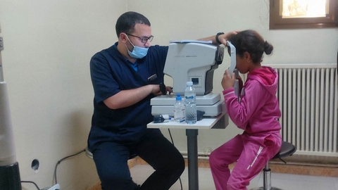 برمجة فحوصات طبية في طب العيون لأزيد من 1.000 تلميذ بالبيض