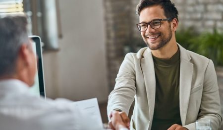 سؤال وجواب.. ما هي آداب الحوار ؟