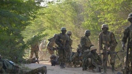 مقتل 17 جنديا في اشتباك بين الجيش الصومالي وحركة الشباب