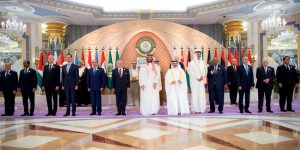 القمة العربية الـ32 تختتم أعمالها بالموافقة على “إعلان جدة”