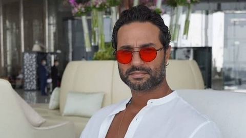 كريم فهمي يروي معاناته ويكشف أثر الحسد على أسرته