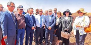 وفد جزائري صيني يتفقد اشغال تطوير منجم غار جبيلات بتندوف