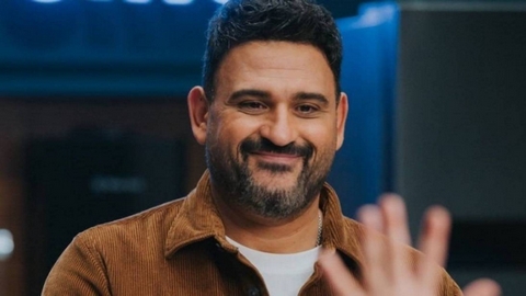 أكرم حسني: لا تقارنوني بمحمد هنيدي ومن الخطأ وضع اسمي بجانب اسمه