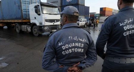 تبسة.. استثناء بعض المواد من رخصة تنقل البضائع في نطاق الشعاع الجمركي