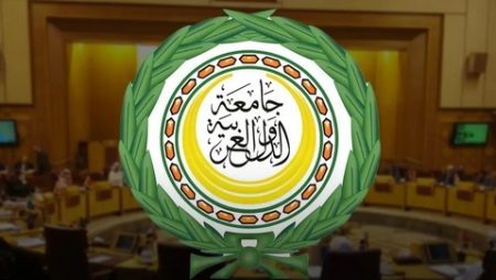 مشاورات لعقد قمة عربية طارئة في السعودية