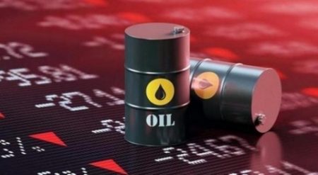 تراجع أسعار النفط بالتوازي مع تقييم تداعيات العداون على قطاع غزة