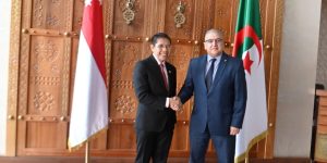 اتفاق على تعزيز الإطار القانوني للتعاون الثنائي بين الجزائر وسنغافورة