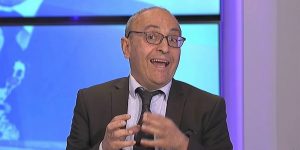 دخينيسة يبرز دوافع عزل رئيس الجمهورية كلٍّ من رئيسي دائرتي عنابة والقرارة بغرداية