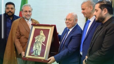وزير المجاهدين يستقبل الشاعر العراقي مرتضى التميمي