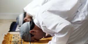 سؤال وجواب.. ما هي الأعمال التي تغيظ الشيطان ؟