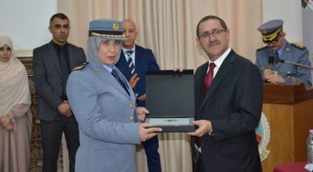 بخوش يشيد بدور المرأة الجمركية في حماية الاقتصاد من الجرائم العابرة الحدود
