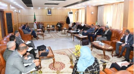 والي سوق أهراس يلتقي أعضاء من البرلمان بغرفتيه