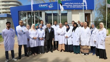 بداري يدعو الباحثين إلى العمل على تثمين نتائج الأبحاث التي يقومون بها وتحويلها إلى مشاريع