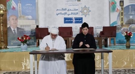  مولوجي تؤكد: دبلوماسيتنا تُستلهم من ثورتنا وتاريخنا وديننا وثقافة شعبنا