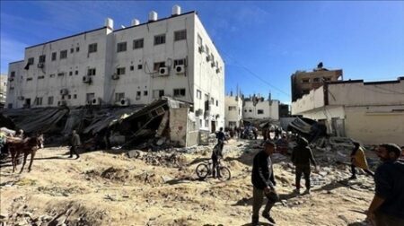 ” المطبخ العالمي” يستأنف عملياته في غزة عقب اغتيال فريقه الإغاثي