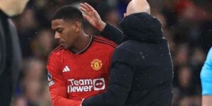 مارسيال يختتم مشواره مع مانشستر يونايتد