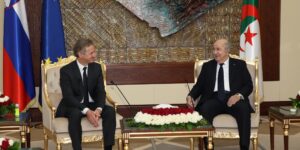 رئيس الجمهورية يجري محادثات ثنائية مع الوزير الأول السلوفيني