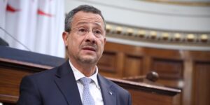 وزير الأشغال العمومية والمنشآت القاعدية.. لخضر رخروخ: القطاع يولي أهمية كبيرة لولايات الجنوب الكبير