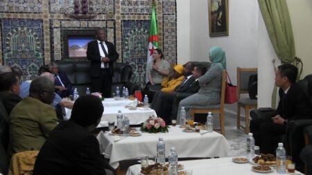 السفارة الصحراوية بالجزائر تقيم حفل توديع على شرف القائم بأعمال سفارة جنوب أفريقيا