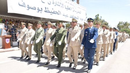 المدرسة العليا للإشارة بالقليعة: تخرج 12 دفعة من الضباط