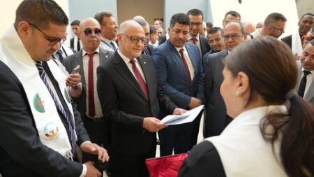 مرابي يشرف على اختتام السنة التكوينية 2023-2024