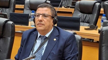 الجزائر تدعو إلى وضع تعريف دقيق لمصطلح “المرتزقة”