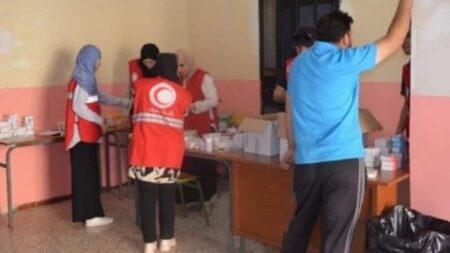 وهران.. فحوصات طبية و ألبسة لصالح الأطفال المعوزين